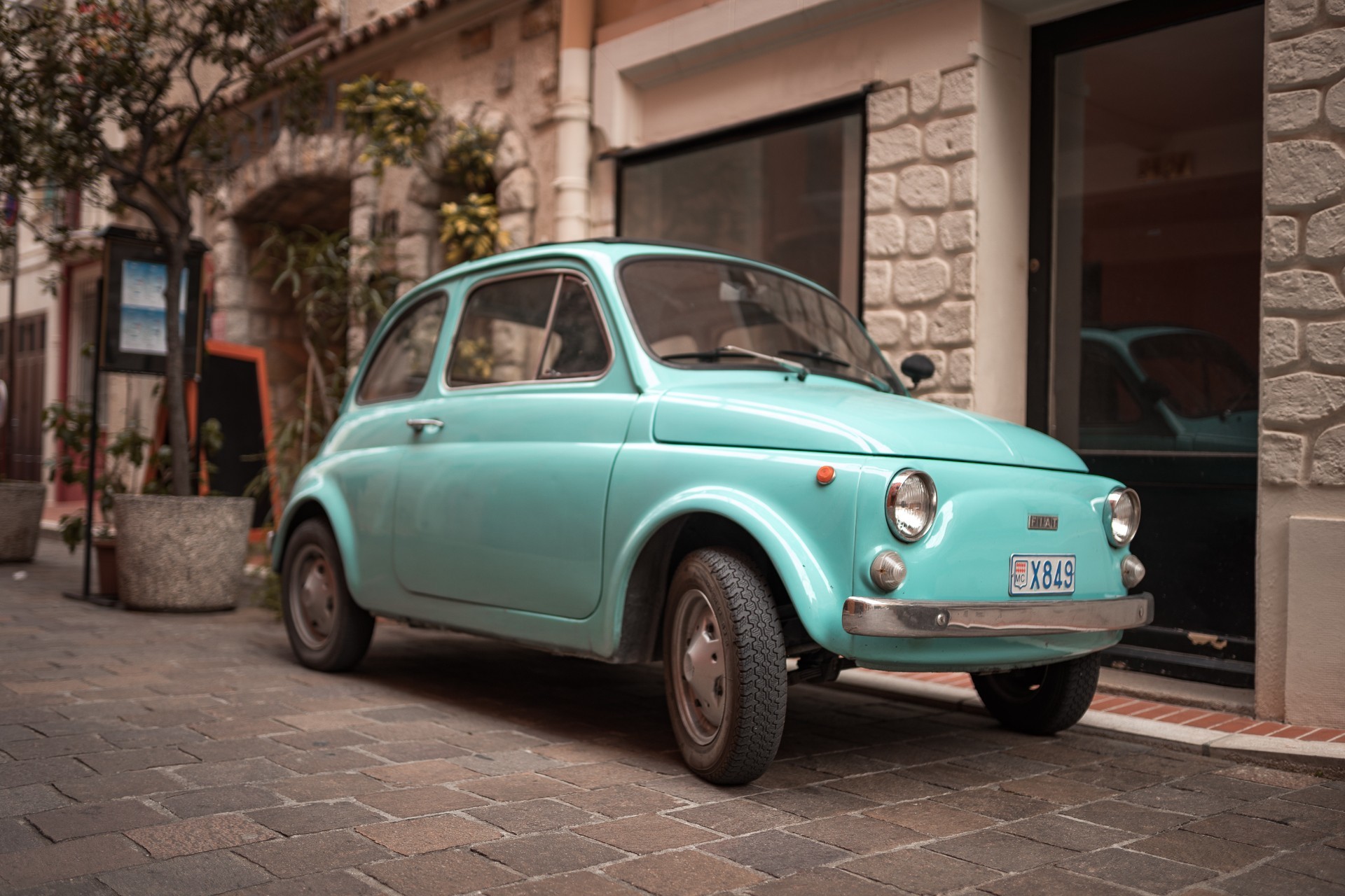 (c) Fiat